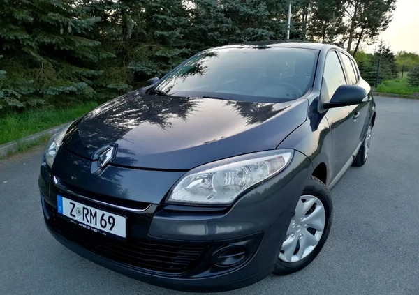 Renault Megane cena 26600 przebieg: 133902, rok produkcji 2013 z Słupca małe 277